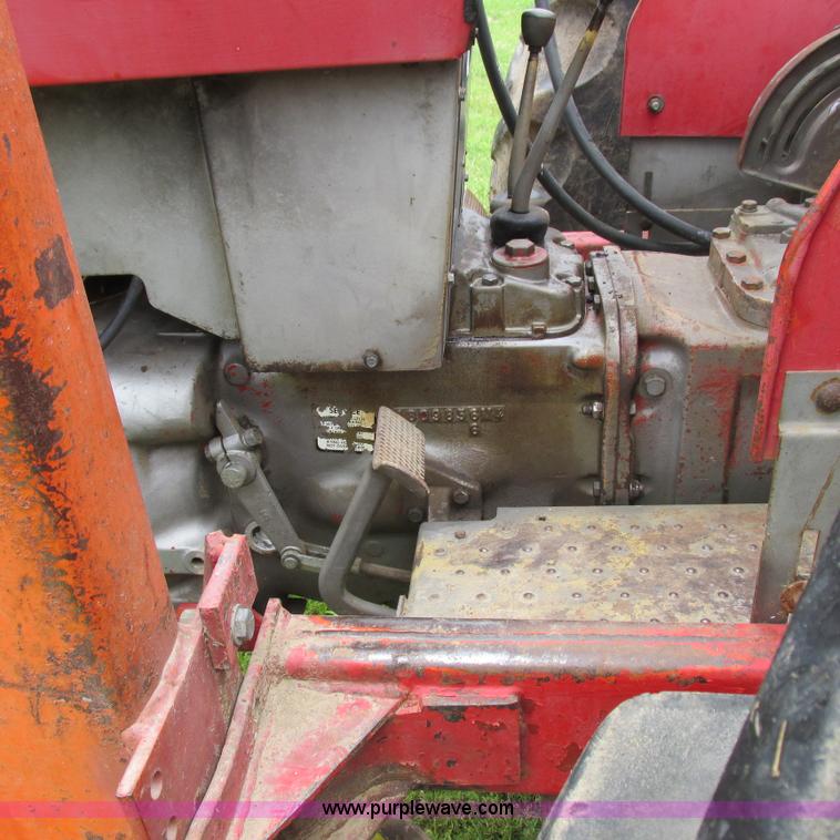 image for item K2169 1979 Massey-Ferguson 285 tractor
