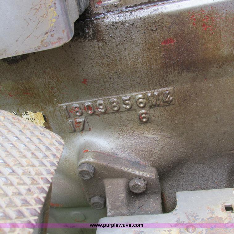 image for item K2169 1979 Massey-Ferguson 285 tractor