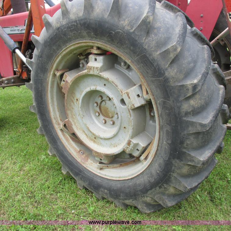 image for item K2169 1979 Massey-Ferguson 285 tractor