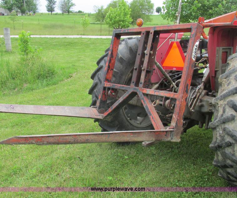 image for item K2169 1979 Massey-Ferguson 285 tractor