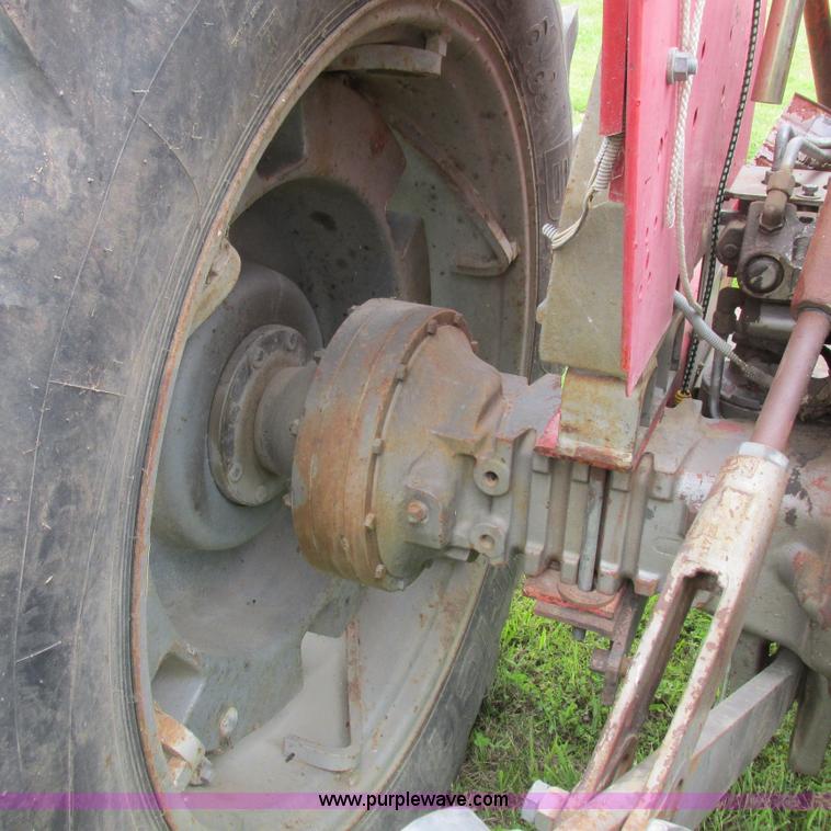 image for item K2169 1979 Massey-Ferguson 285 tractor