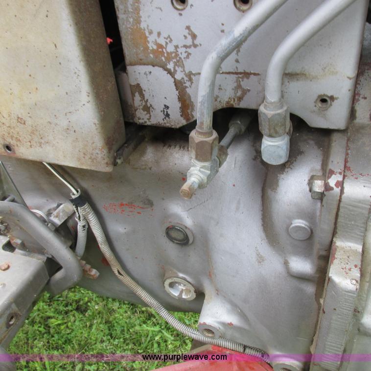 image for item K2169 1979 Massey-Ferguson 285 tractor