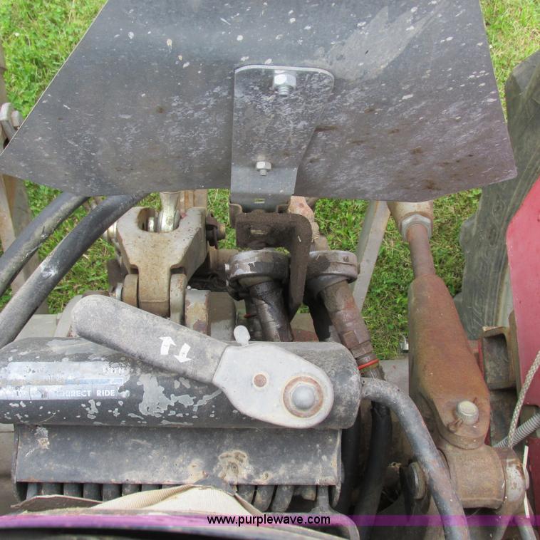 image for item K2169 1979 Massey-Ferguson 285 tractor