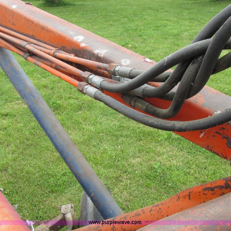 image for item K2169 1979 Massey-Ferguson 285 tractor