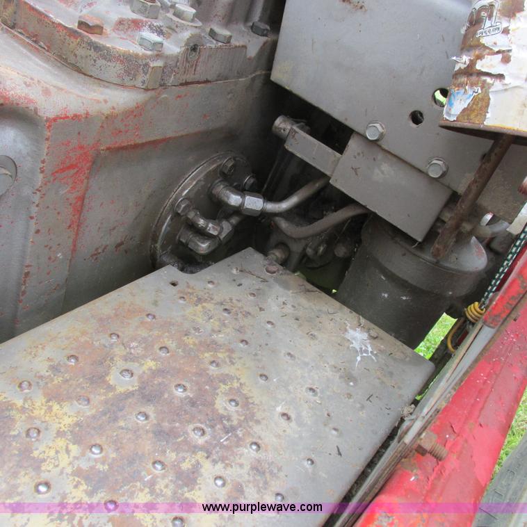 image for item K2169 1979 Massey-Ferguson 285 tractor