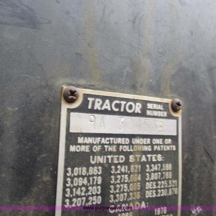 image for item K2169 1979 Massey-Ferguson 285 tractor