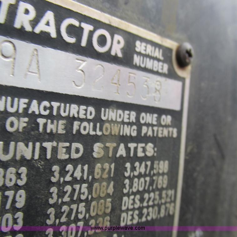 image for item K2169 1979 Massey-Ferguson 285 tractor