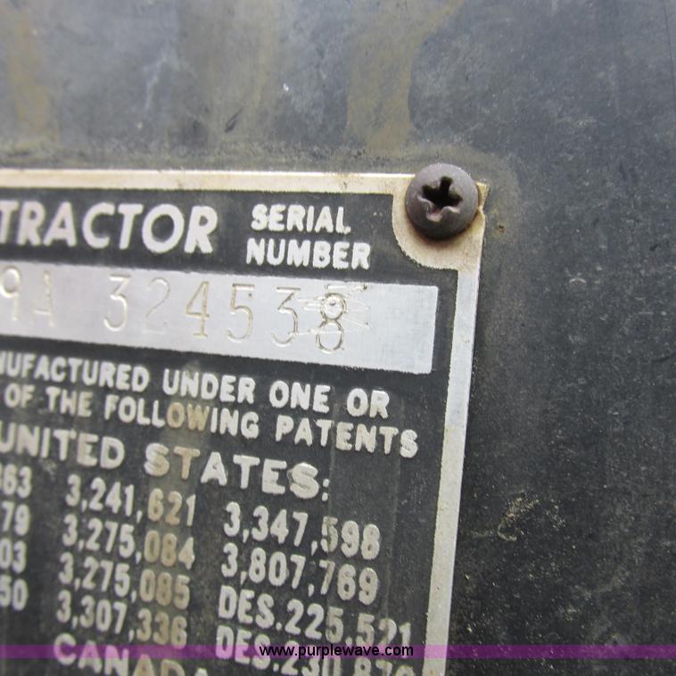 image for item K2169 1979 Massey-Ferguson 285 tractor