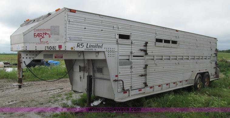 image for item K5714 1991 Barrett gooseneck livestock trailer