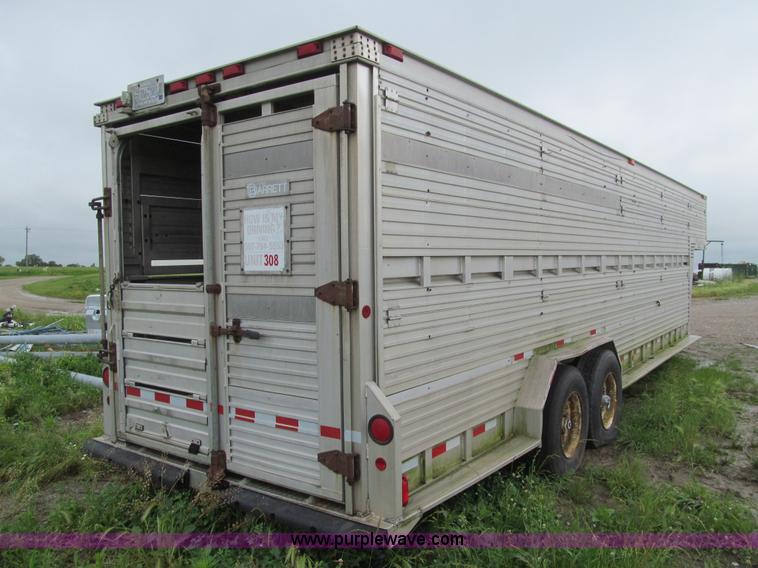 image for item K5714 1991 Barrett gooseneck livestock trailer