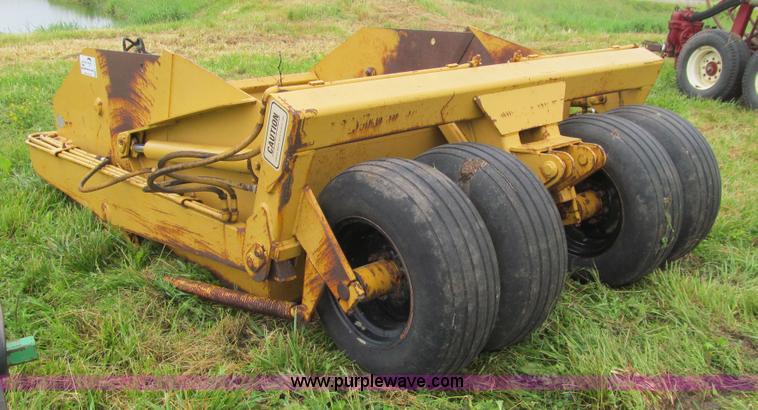 image for item K5717 Reynolds 6C pull scraper