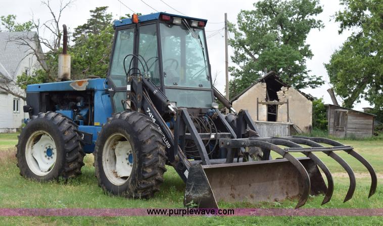 image for item K6046 1997 New Holland 9030 Versatile 4WD bi-directional tractor