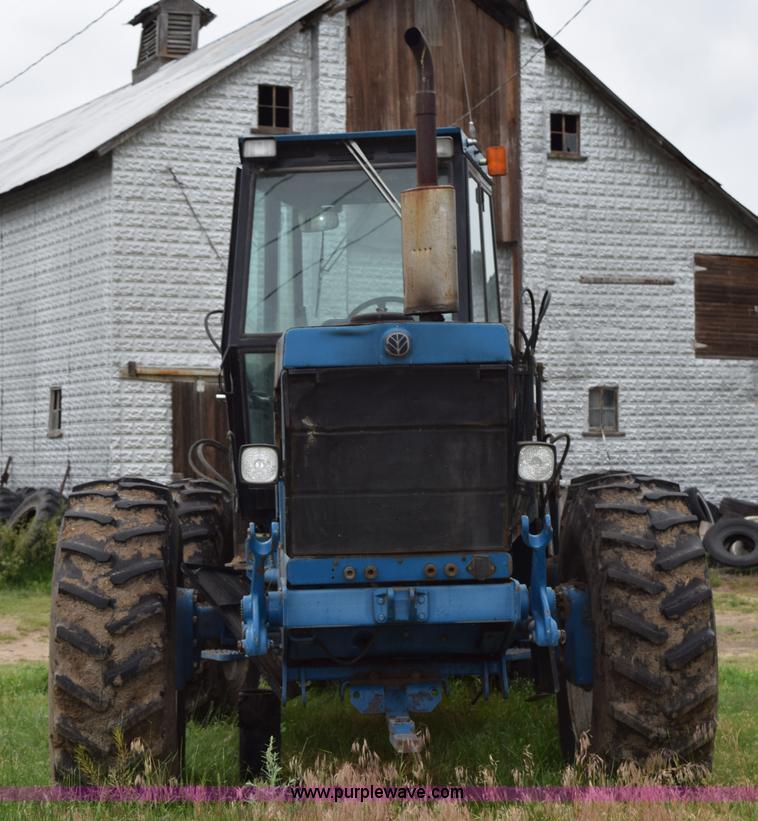 image for item K6046 1997 New Holland 9030 Versatile 4WD bi-directional tractor