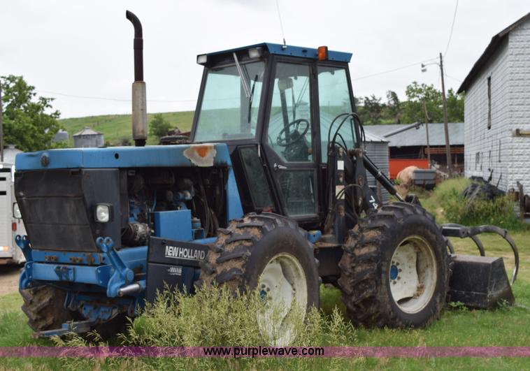 image for item K6046 1997 New Holland 9030 Versatile 4WD bi-directional tractor