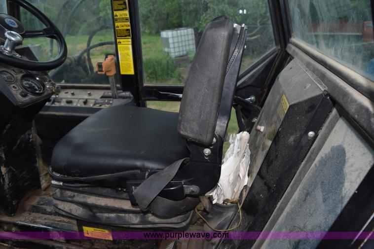 image for item K6046 1997 New Holland 9030 Versatile 4WD bi-directional tractor