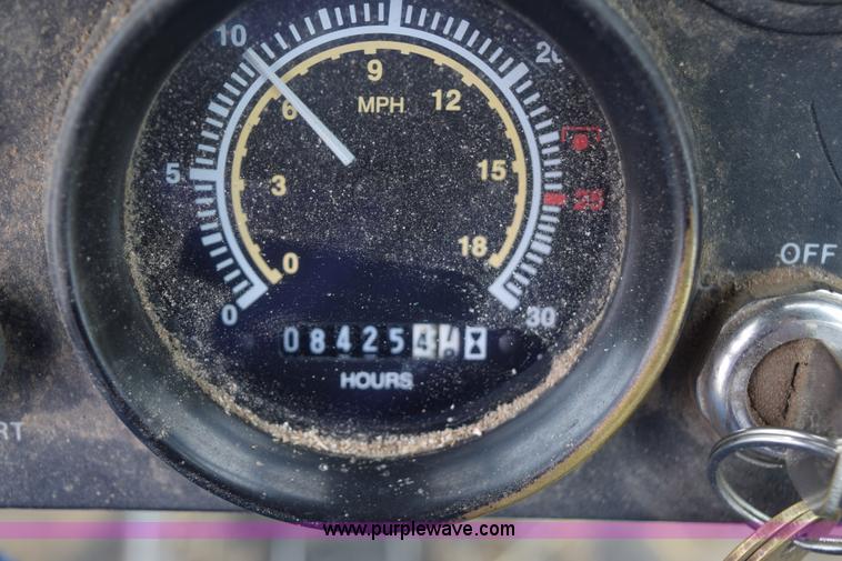 image for item K6046 1997 New Holland 9030 Versatile 4WD bi-directional tractor