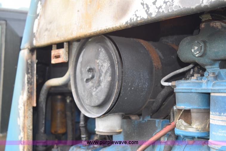 image for item K6046 1997 New Holland 9030 Versatile 4WD bi-directional tractor