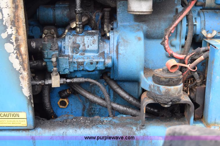 image for item K6046 1997 New Holland 9030 Versatile 4WD bi-directional tractor