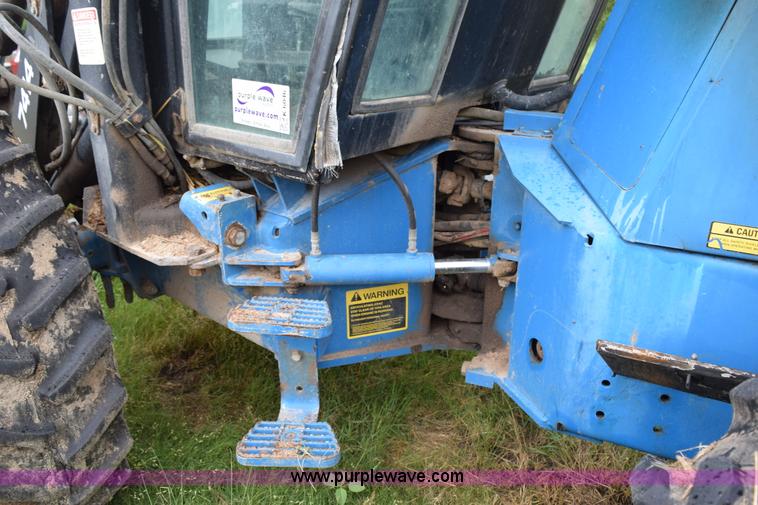 image for item K6046 1997 New Holland 9030 Versatile 4WD bi-directional tractor