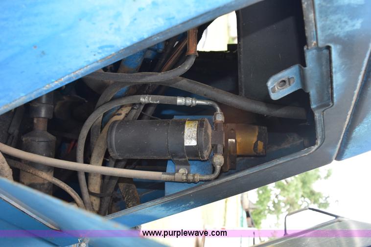 image for item K6046 1997 New Holland 9030 Versatile 4WD bi-directional tractor