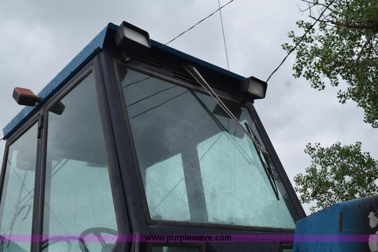 image for item K6046 1997 New Holland 9030 Versatile 4WD bi-directional tractor