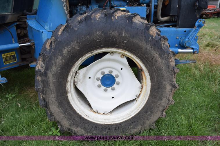 image for item K6046 1997 New Holland 9030 Versatile 4WD bi-directional tractor