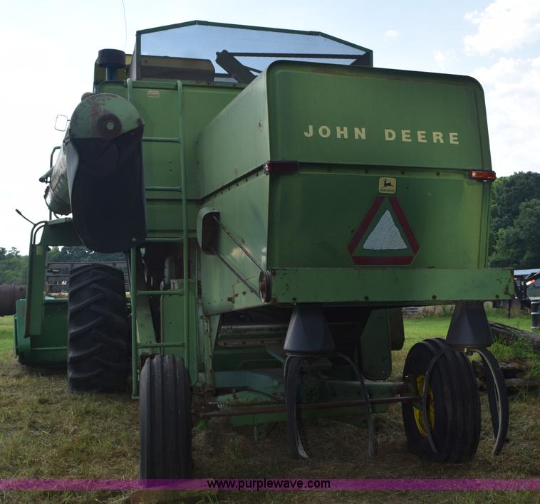 image for item K6096 1968 John Deere 6600 Soybean Special combine