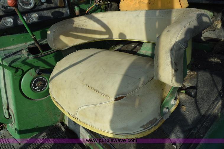 image for item K6096 1968 John Deere 6600 Soybean Special combine