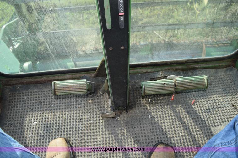 image for item K6096 1968 John Deere 6600 Soybean Special combine