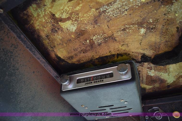 image for item K6096 1968 John Deere 6600 Soybean Special combine