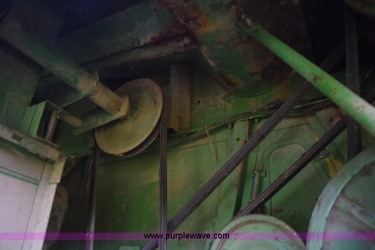 image for item K6096 1968 John Deere 6600 Soybean Special combine