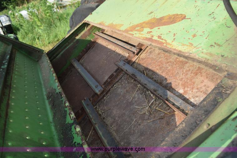 image for item K6096 1968 John Deere 6600 Soybean Special combine