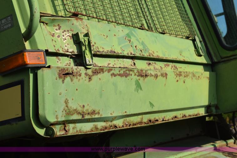 image for item K6096 1968 John Deere 6600 Soybean Special combine