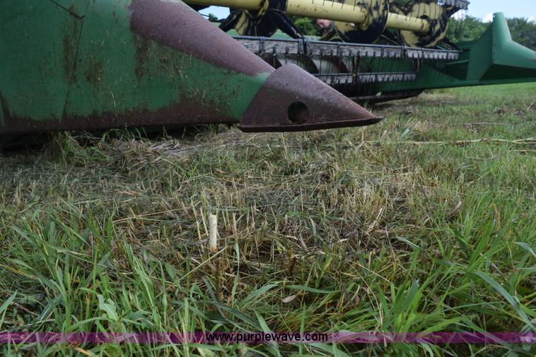 image for item K6096 1968 John Deere 6600 Soybean Special combine