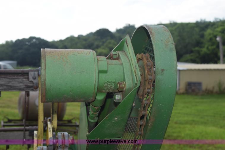 image for item K6096 1968 John Deere 6600 Soybean Special combine