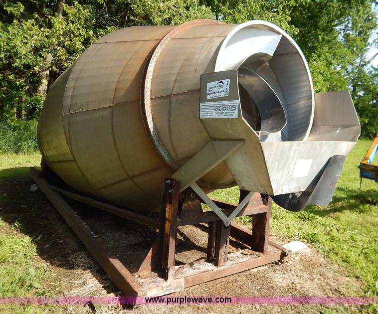 image for item K7486 Adams fertilizer blender with two conveyors