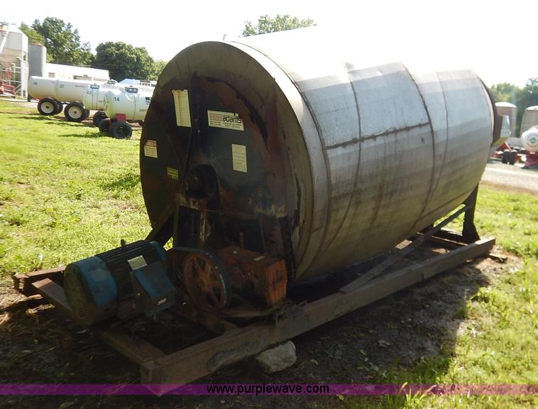 image for item K7486 Adams fertilizer blender with two conveyors