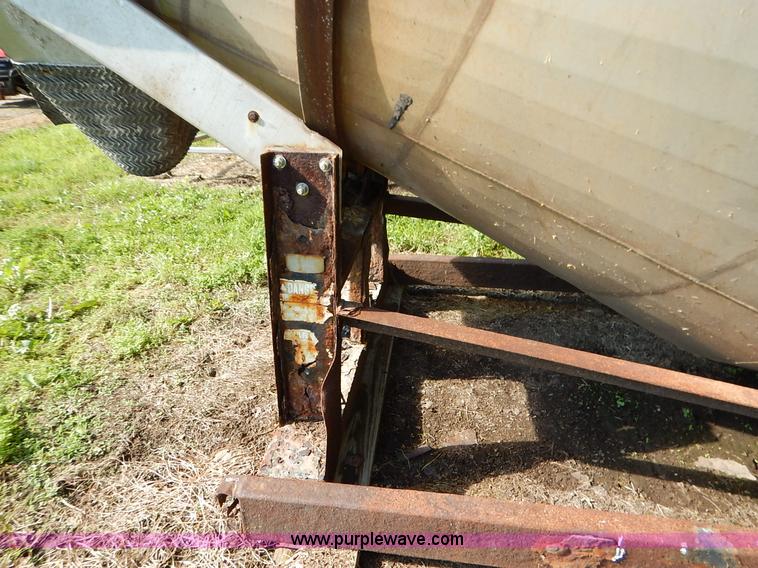 image for item K7486 Adams fertilizer blender with two conveyors