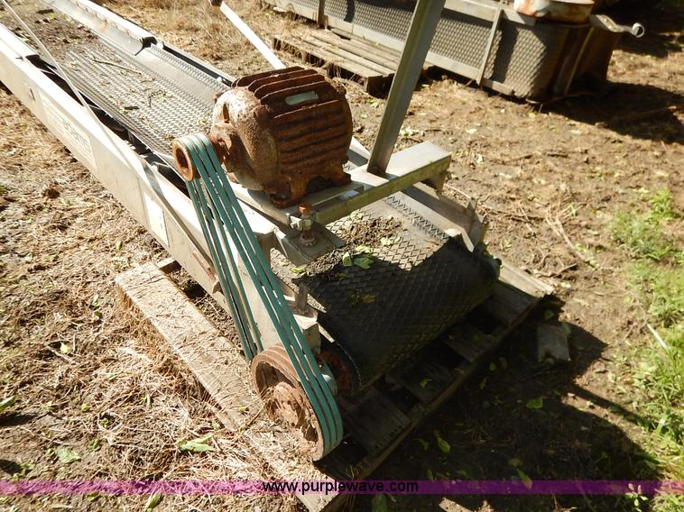 image for item K7486 Adams fertilizer blender with two conveyors