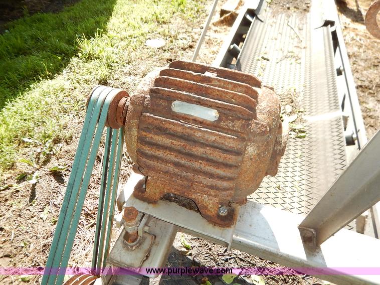 image for item K7486 Adams fertilizer blender with two conveyors