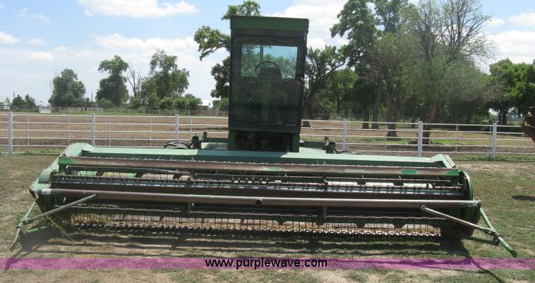 image for item K8662 1982 John Deere 2280 self-propelled windrower