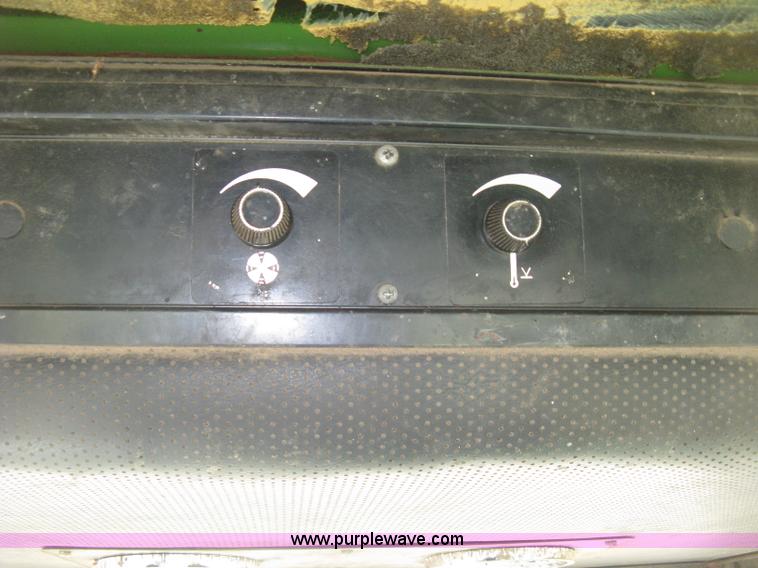 image for item K8662 1982 John Deere 2280 self-propelled windrower