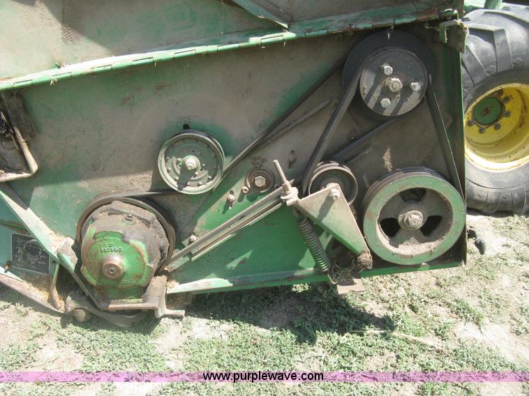 image for item K8662 1982 John Deere 2280 self-propelled windrower