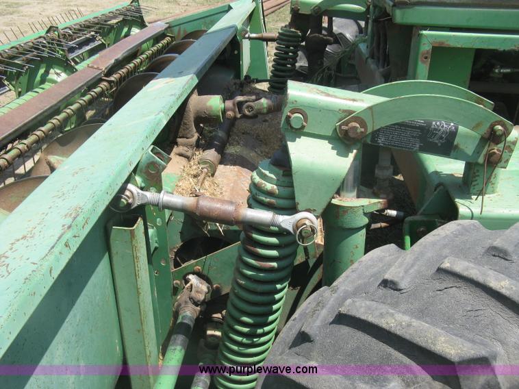 image for item K8662 1982 John Deere 2280 self-propelled windrower
