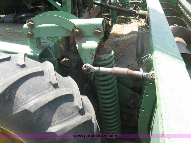 image for item K8662 1982 John Deere 2280 self-propelled windrower