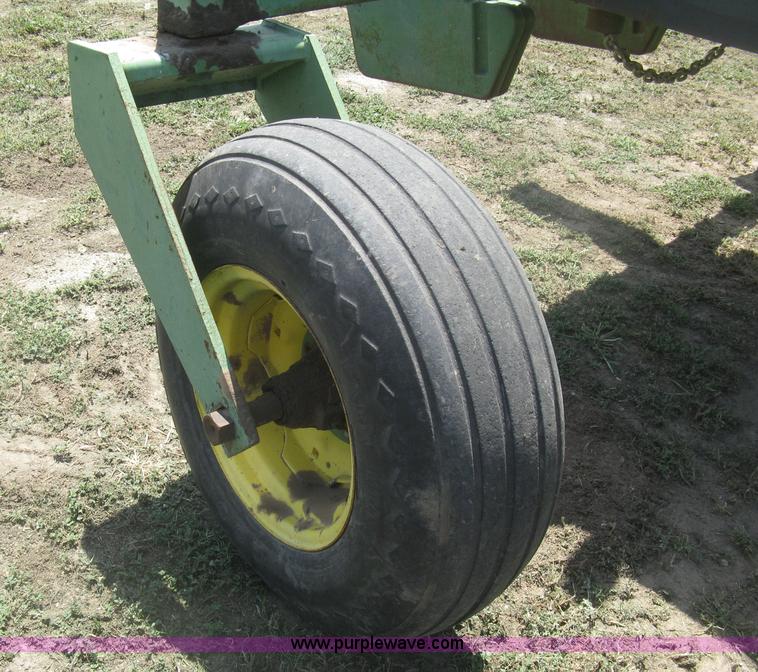 image for item K8662 1982 John Deere 2280 self-propelled windrower