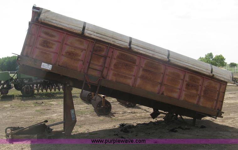 image for item K8669 Midwest stake side grain bed