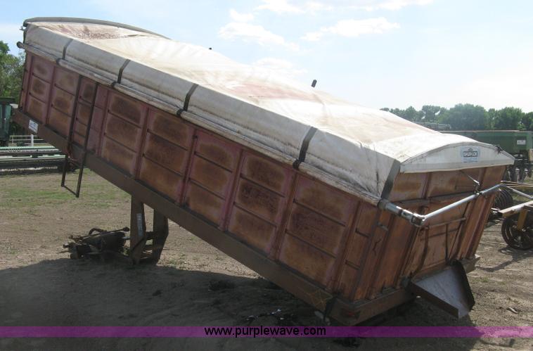 image for item K8669 Midwest stake side grain bed