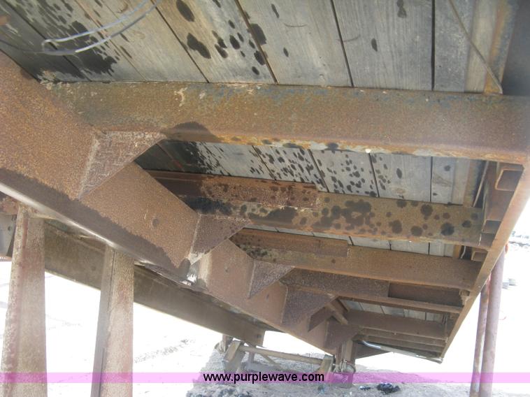 image for item K8669 Midwest stake side grain bed