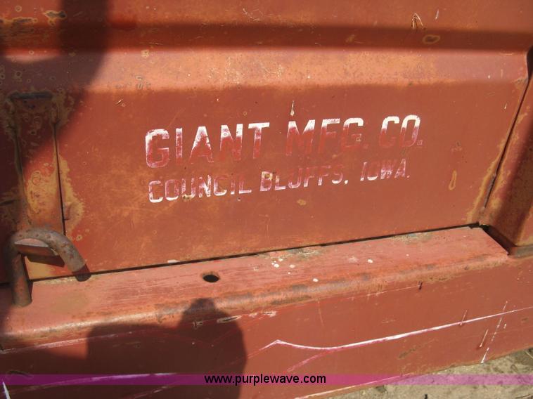 image for item K8673 Giant stake side grain bed